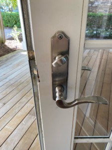 sagging handle on a caradco 4101341 broken door lock